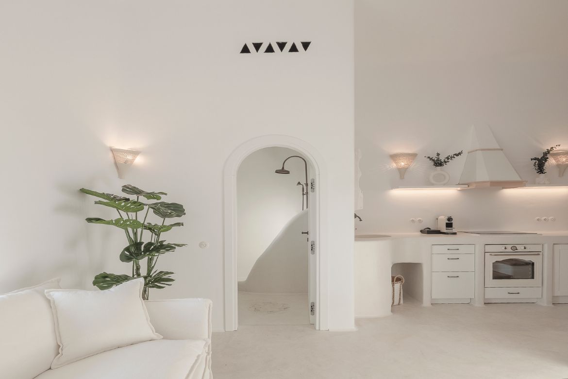 suite to stay in Mykonos with traditional kitchen