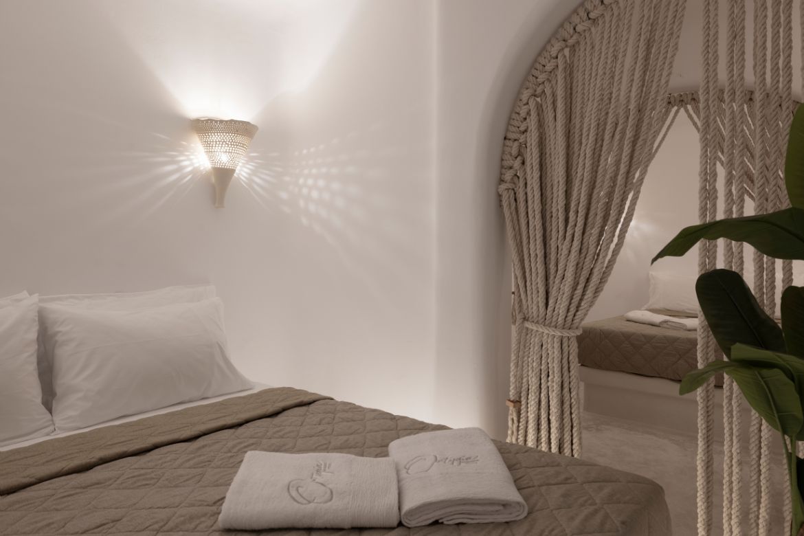 Mykonos Ftelia luxury suite to stay